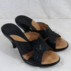 Sofft slip on heels womens 7.5 M